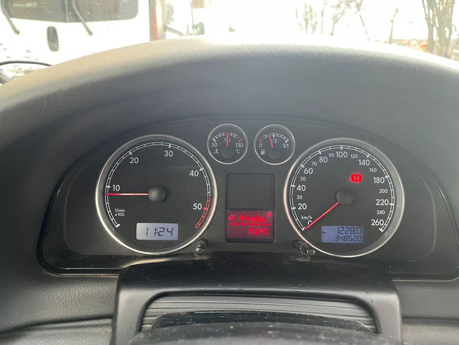 Vând passat b5 pretul in euro