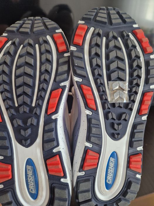 Armani нови сникърси