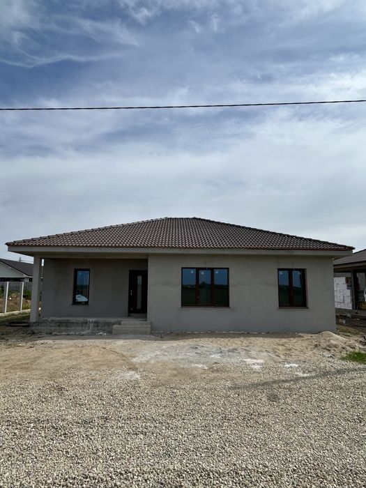 Casă 102 mp utili cu teren 500 mp în Sântandrei