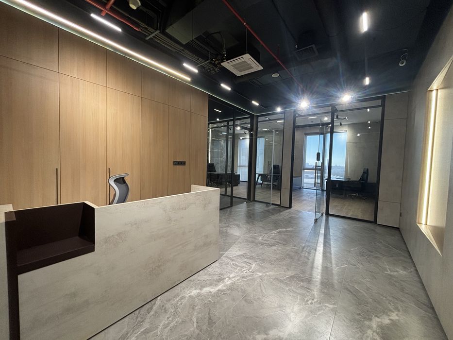 БЦ Trilliant, центр | офис 98 м² | класс А | вид на сквер