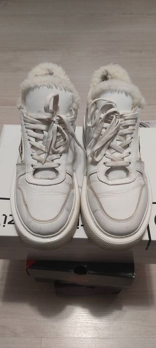 Зимние женские ботинки