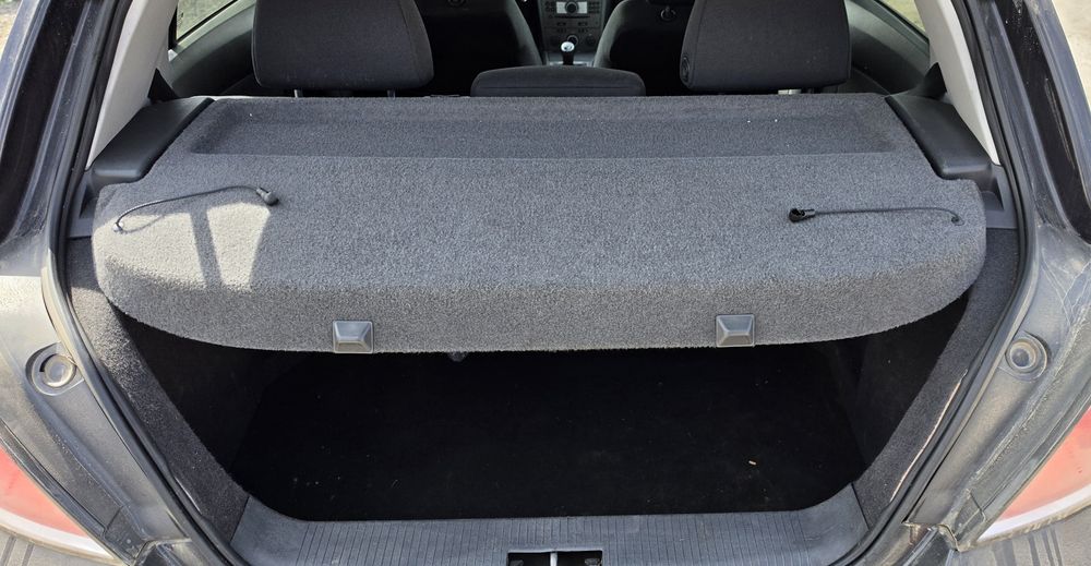 Опел Астра Х 1.9 120кс на части Opel Astra H 1.9cdti 120 na chasti