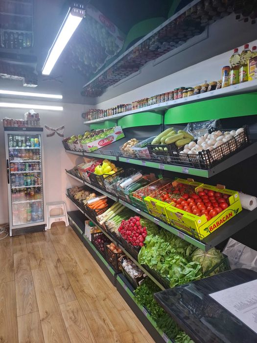 Afacere la cheie magazin fructe legume si alimente