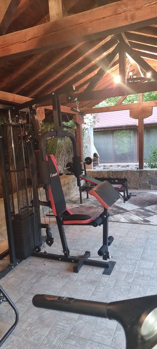 Къща (Граничи със река и планина!)