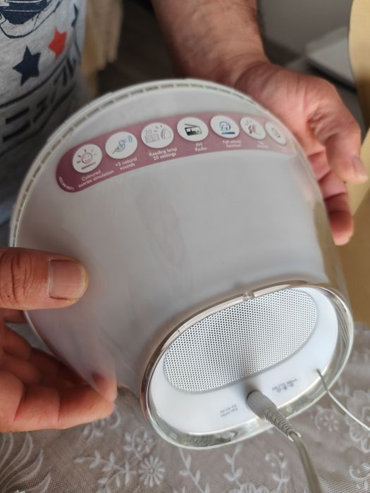 Philips изкуствена светлина за събуждане