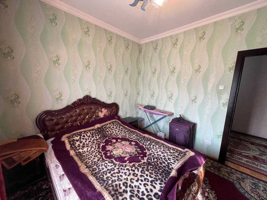 Юнусабад 8й квартал 4 комнатная 90 кв.м