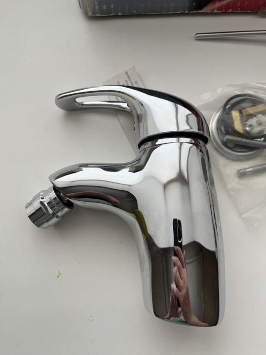 Смеситель Daniel