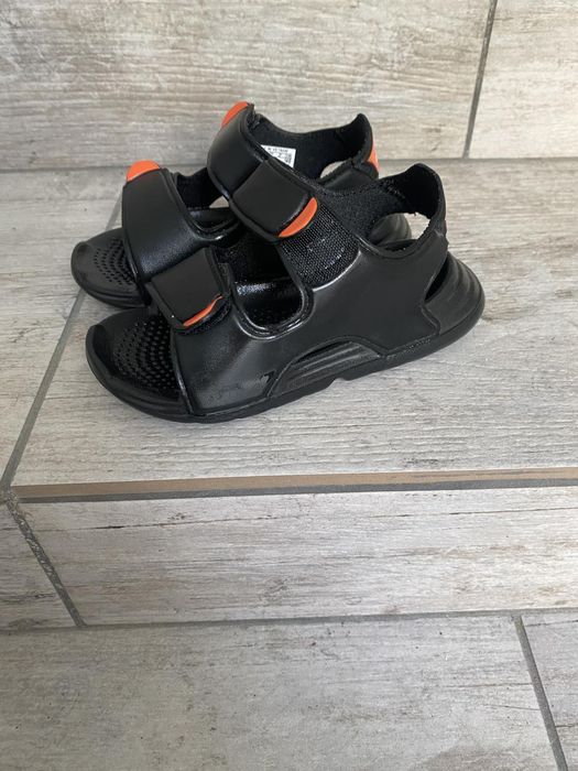 Сандали на adidas