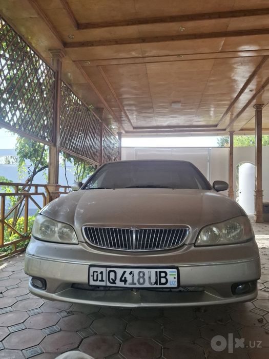 Nissan Maxima 2000