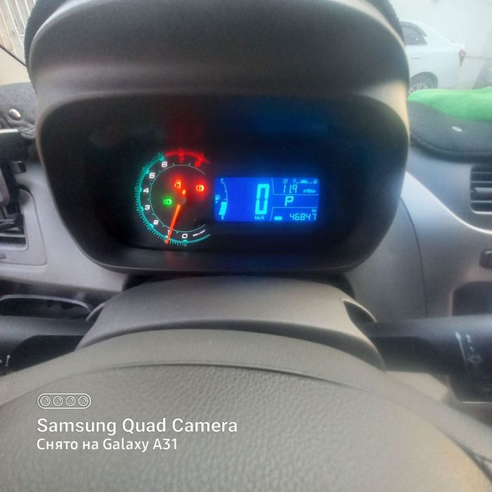 Кобальт мокрый асфальт