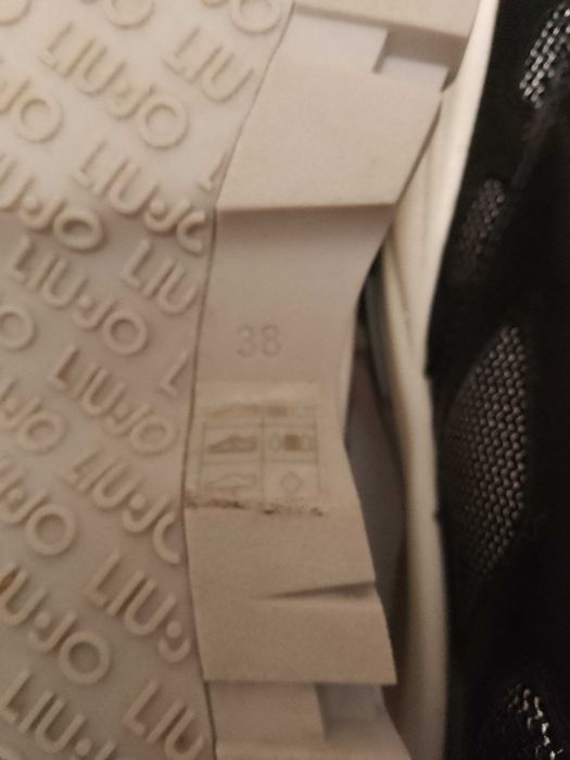 Liu Jo Wave черни сникърси на платформа