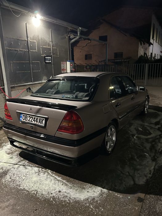 Mercedes Benz w202 c200 75hp