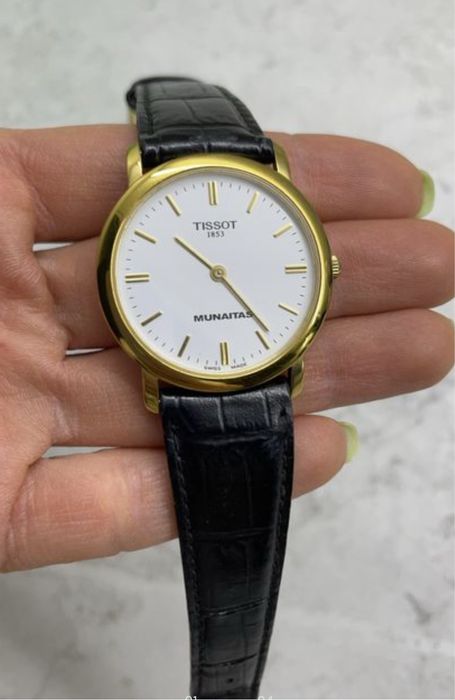 Часы TISSOT оригинал .