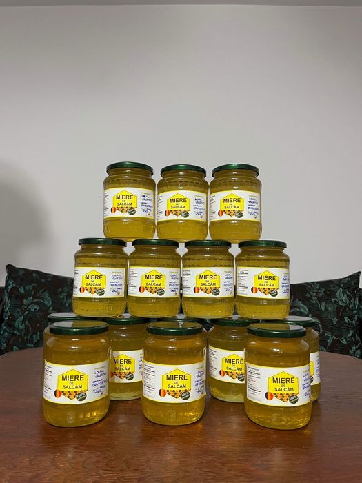 Vând miere de albine