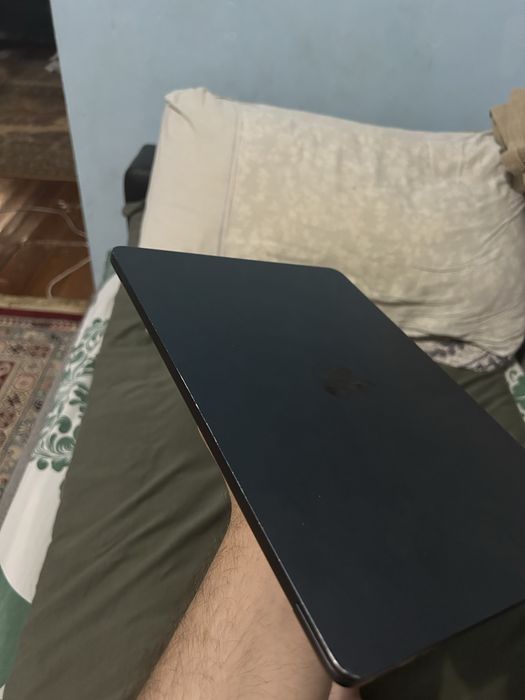 Macbook air 13 m2 8/512