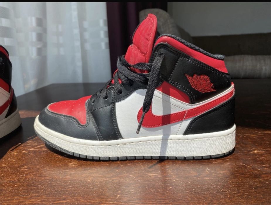 Papuci Air jordan 1 rosii-negrii