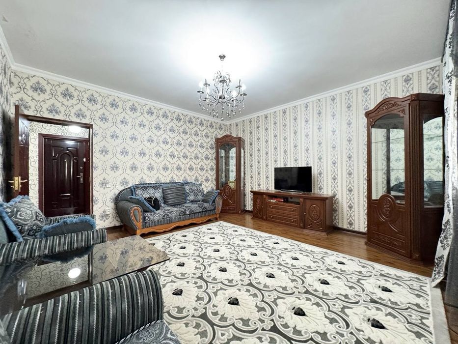 Срочно Продаётся Эльбек 2/9/9 ремонт хороший локации топ !