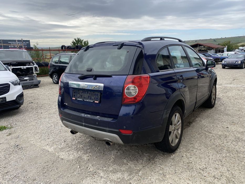 Dezmembrez piese Chevrolet Captiva