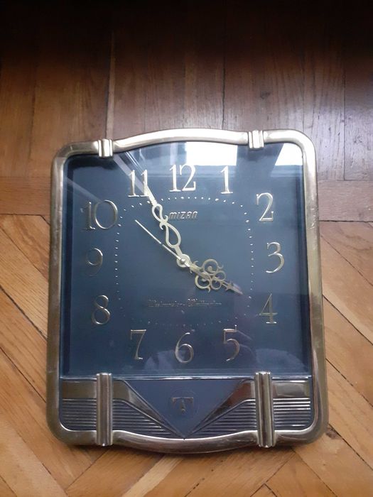 Часы настенные Mizan нерабочие