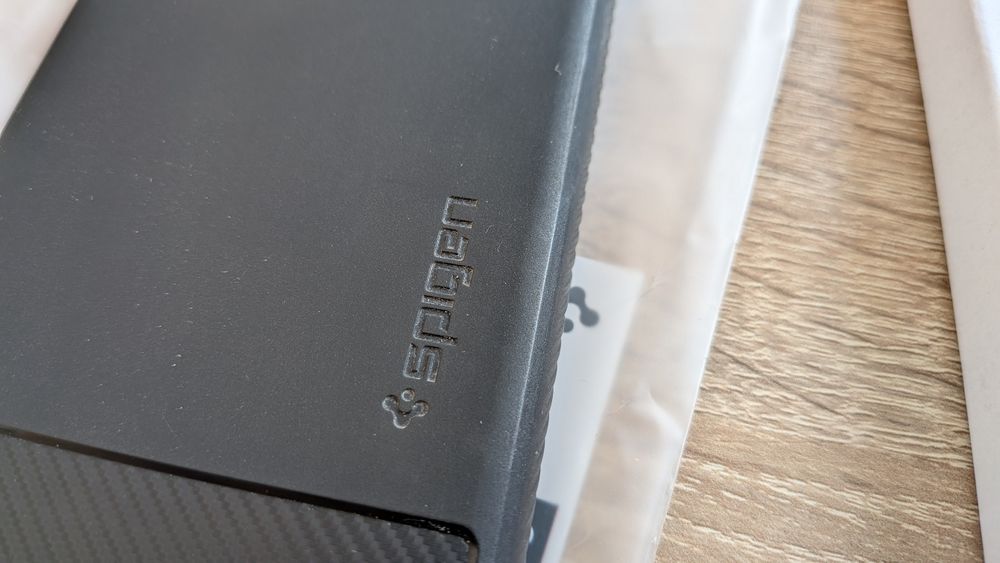 Spigen Rugged Armor case за Google Pixel 6a - кейс