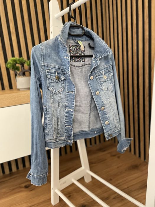 Есенни якета/ тренчкоти- разпродажба