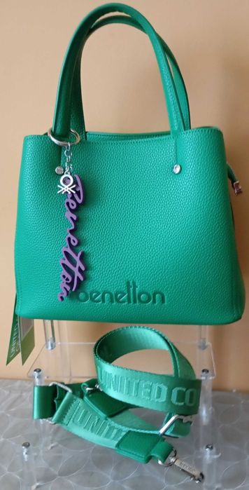 Чанта дамска Benetton BNT-1507-GRN. Нов модел.