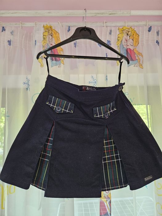 Униформи на Бонита, размери 116 и 122