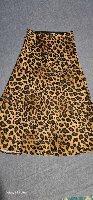 Дамска пола дълга