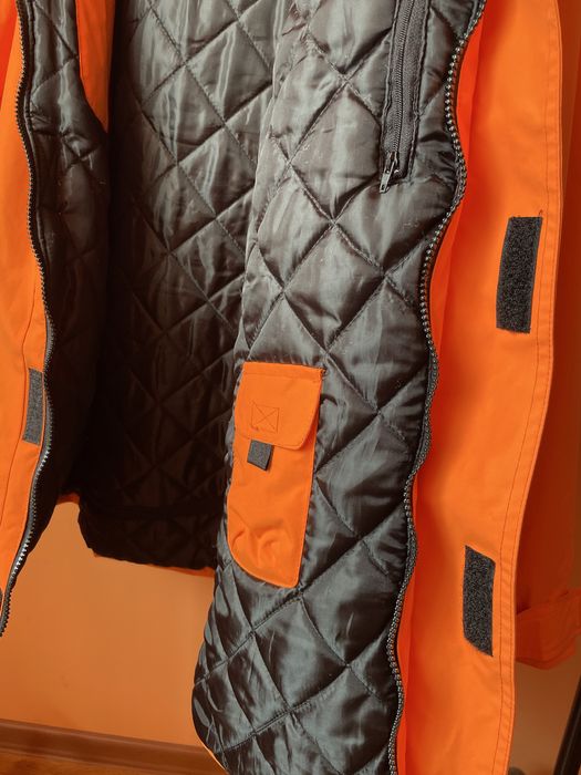 Мъжко непримокаемо яке с подплата