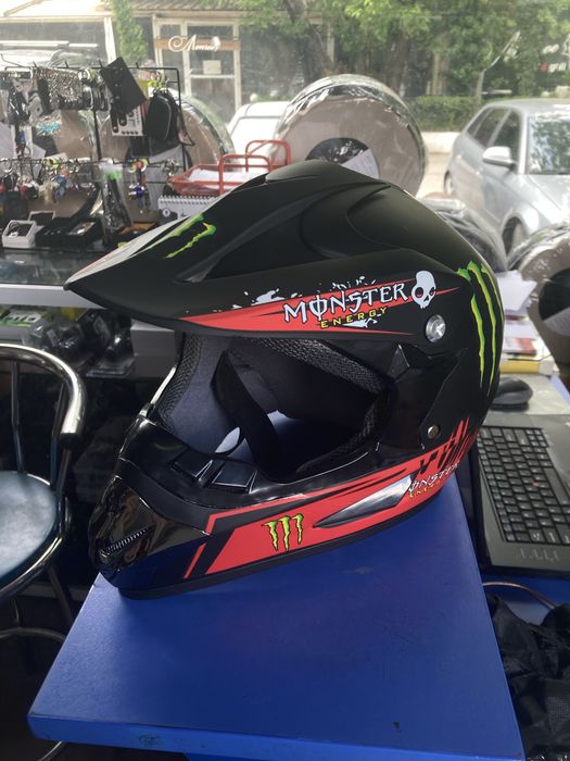 Каска за мотор Крос MONSTER M // Кросова каска М