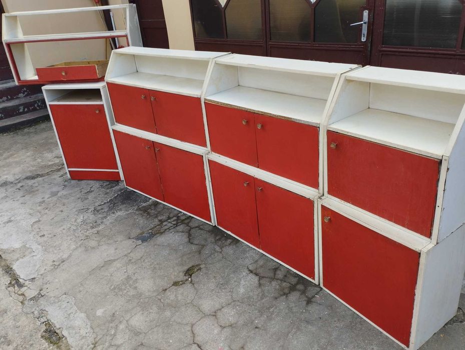 0772226476 Vand corpuri mobila bucatarie , calitate , negociabil .