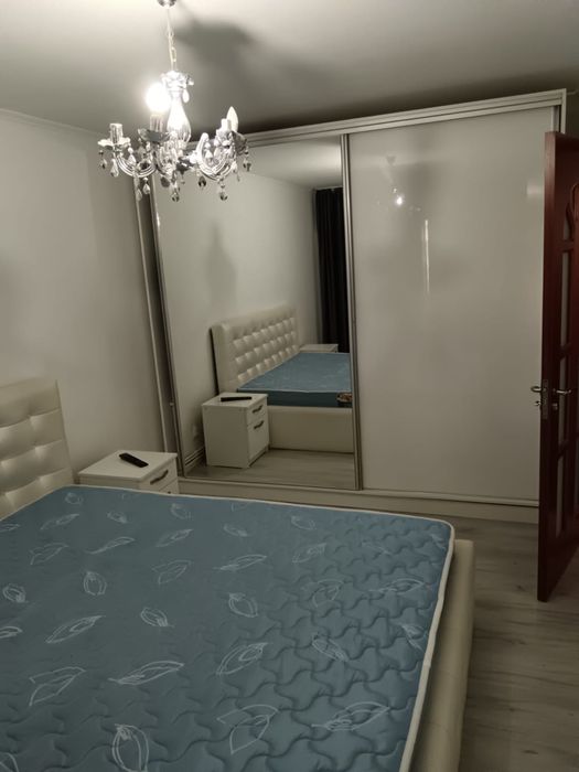 Inchiriez apartament