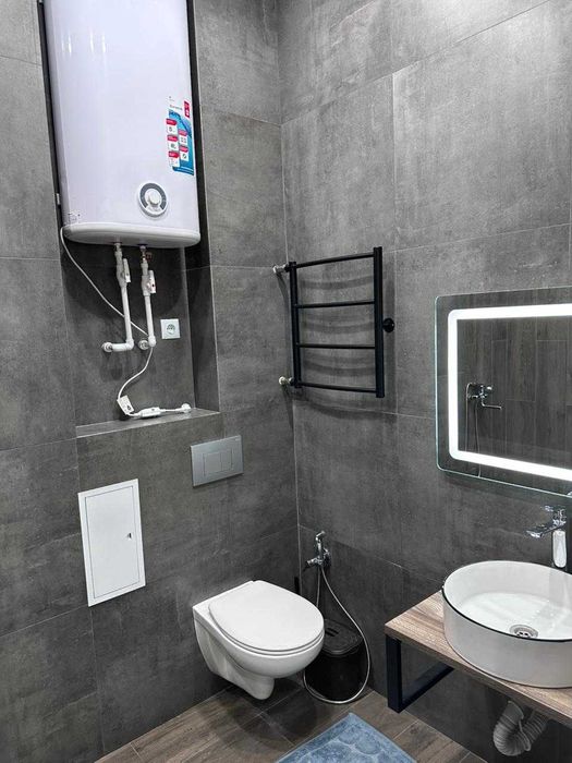 Продам евро 2х ком в центре