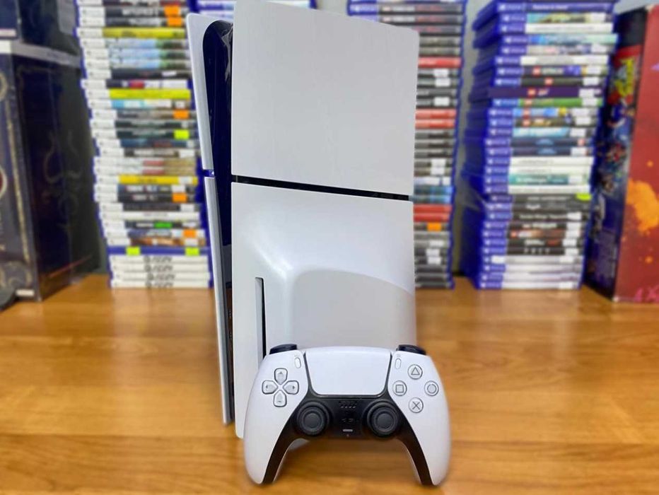 PlayStation 5 Slim 1Tb SSD Около 50 Игр Fifa 25 Ufc и др