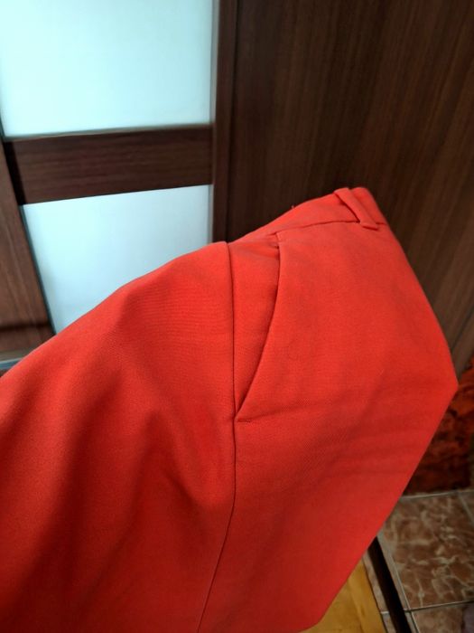 Pantaloni office Zara