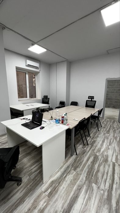 Продам конферец стол