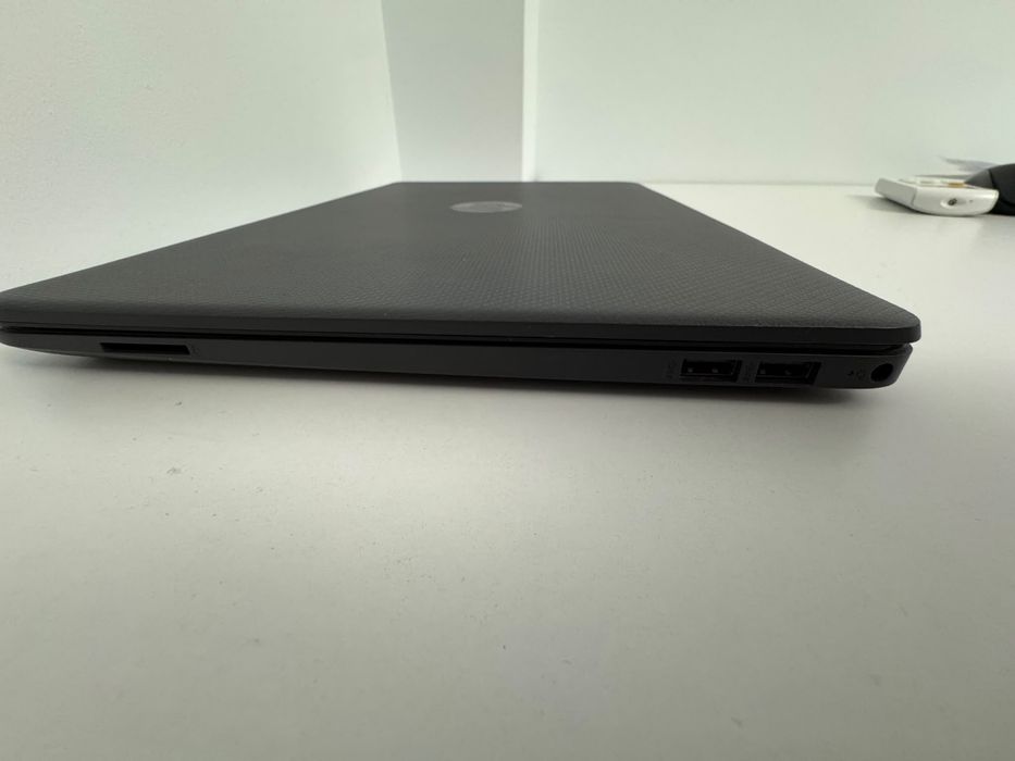 Laptop HP 250 G9/8GB RAM, I5 12TH GEN
