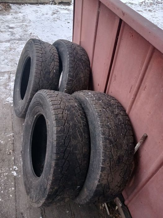 Резина зимняя  R16