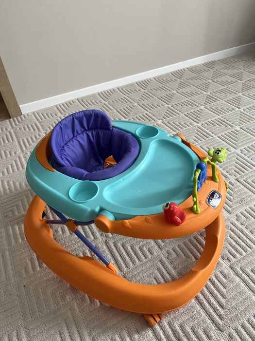 Продам Ходунки «Chicco»