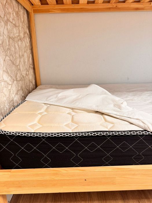 Кровать б/у двухъярусная