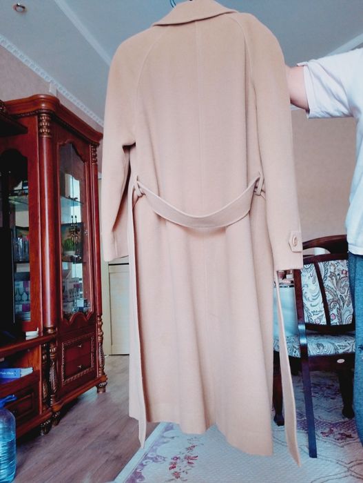 Пальто осеңее бежевый