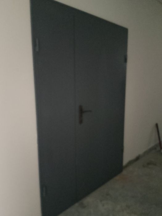 Железные (металлические) двери...