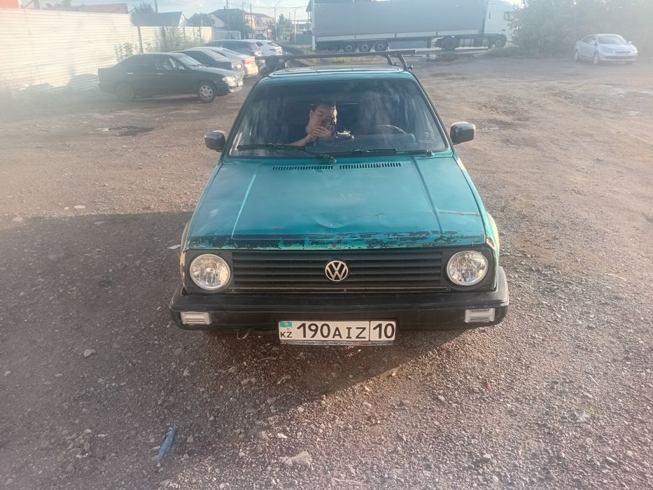 Продам фольксваген гольф-2