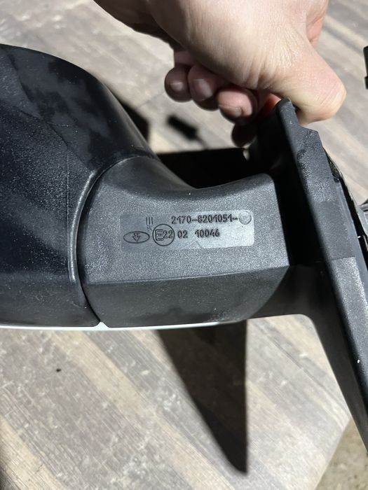 Левое зеркало элетрическое Приора