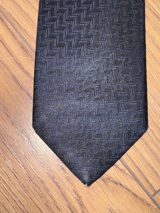 3 броя вратовръзки за 5 €