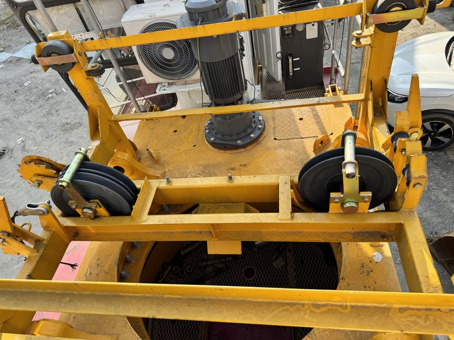 QTZ 160  10 ton  2022 Zoomilon