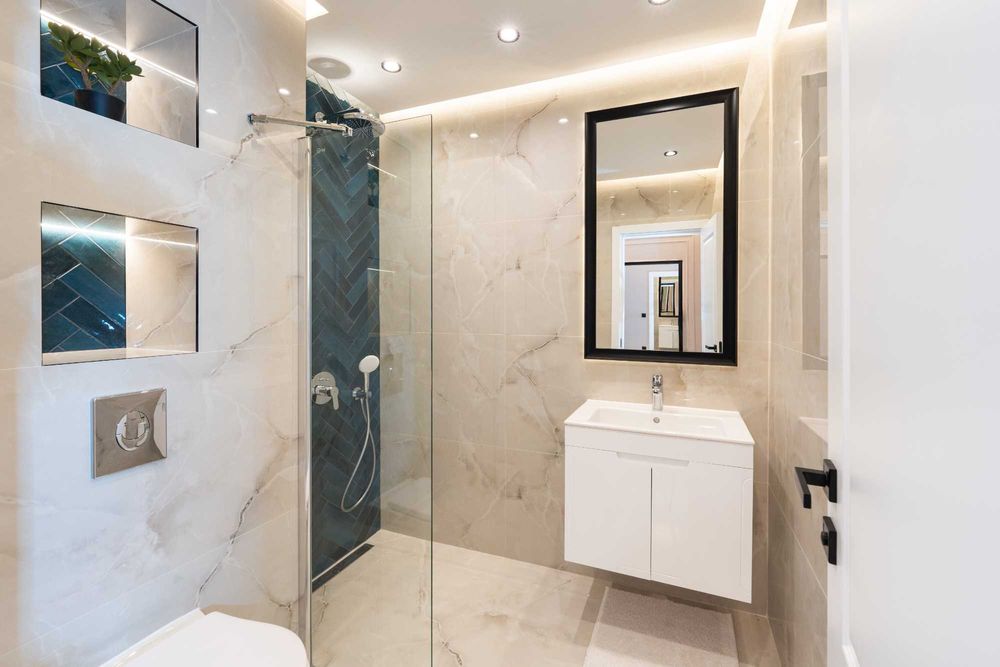 Продава се Двустаен апартамент в Пловдив, Кючук Париж - 71 кв.м за 1957 €/кв.м - Снимка #8