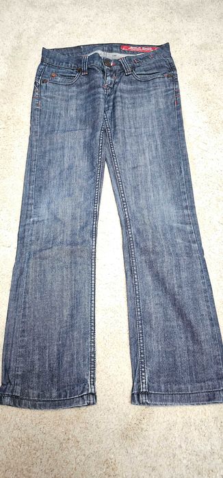 Дамски дънки-запазено състояние