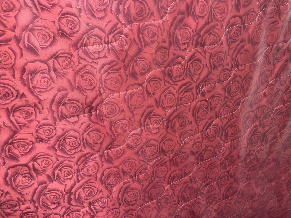 Матрас на 2-х спальную кровать б/у