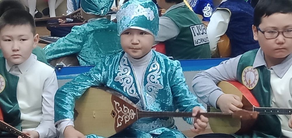 Продается казахский костюм